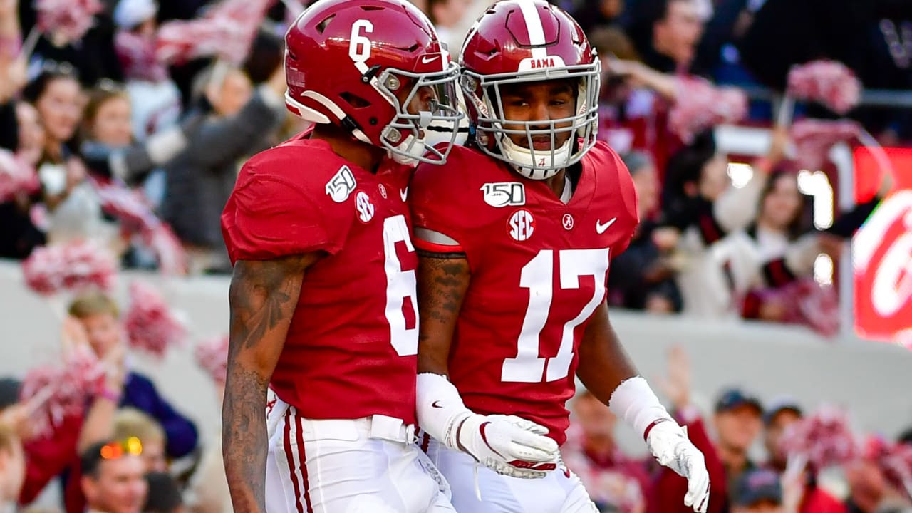 NFL Draft: 2022 Mock Draft Monday - Cornerbacks Fly Off The Board - Visit NFL  Draft on Sports Illustrated, the latest news coverage, with rankings for NFL  Draft prospects, College Football, Dynasty