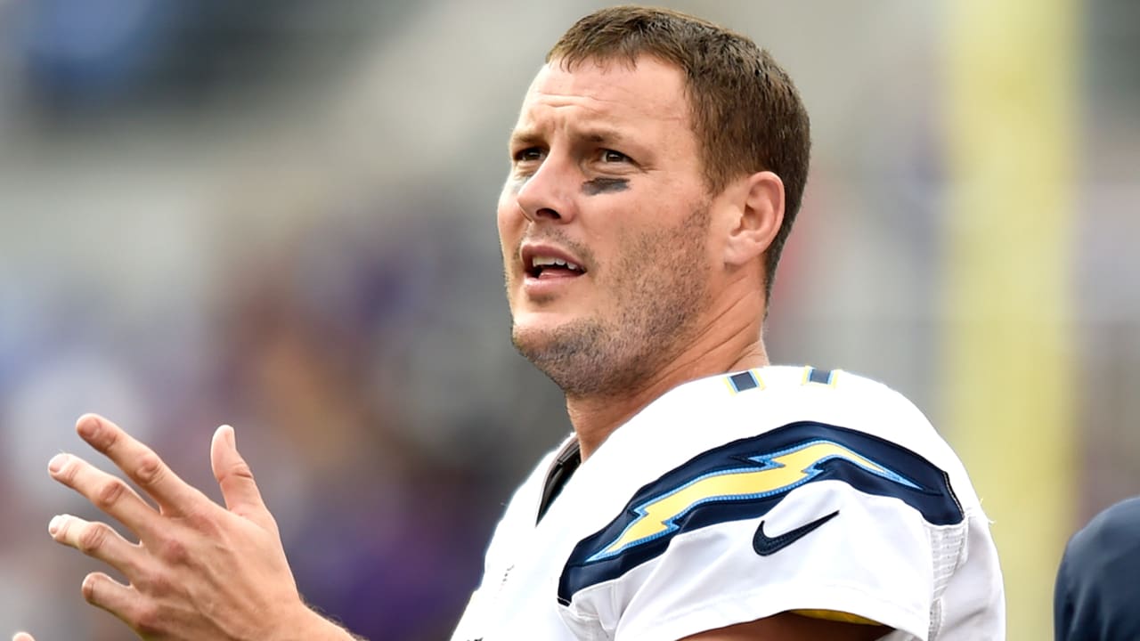 NFL news and notes: Defensive stars suffer serious injuries; Philip Rivers  will wait to address contract