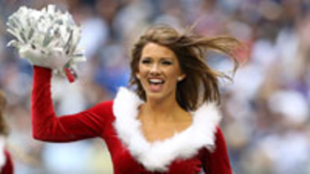 cheerleader_121225.jpg