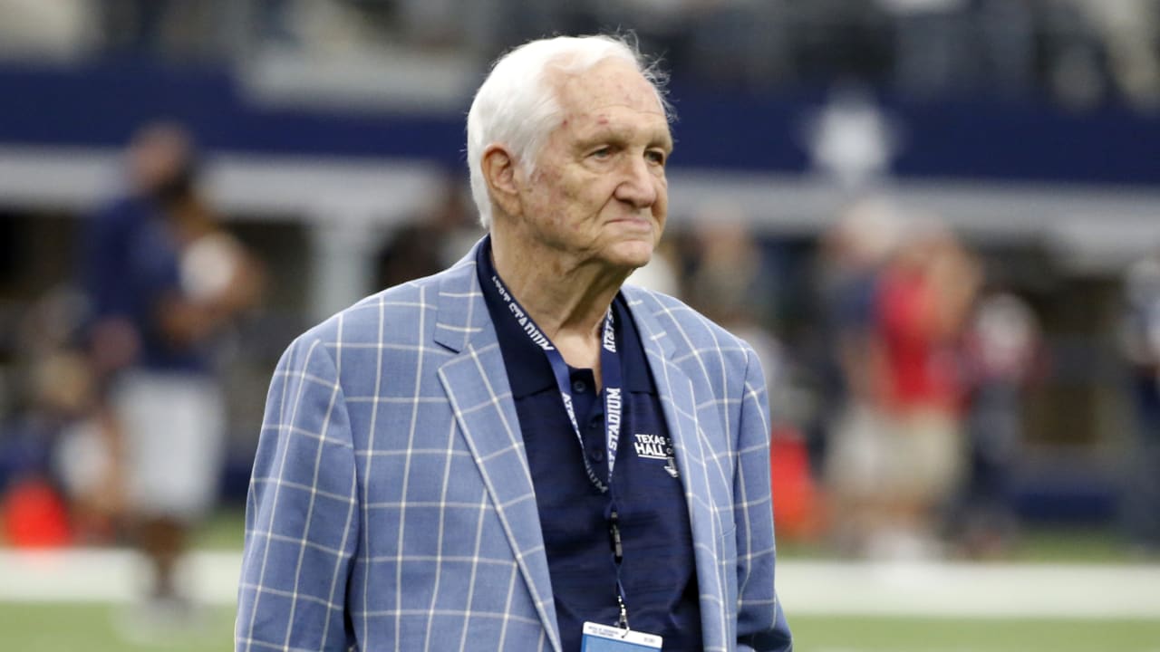 Gil Brandt, a longtime Dallas Cowboys personnel executive and