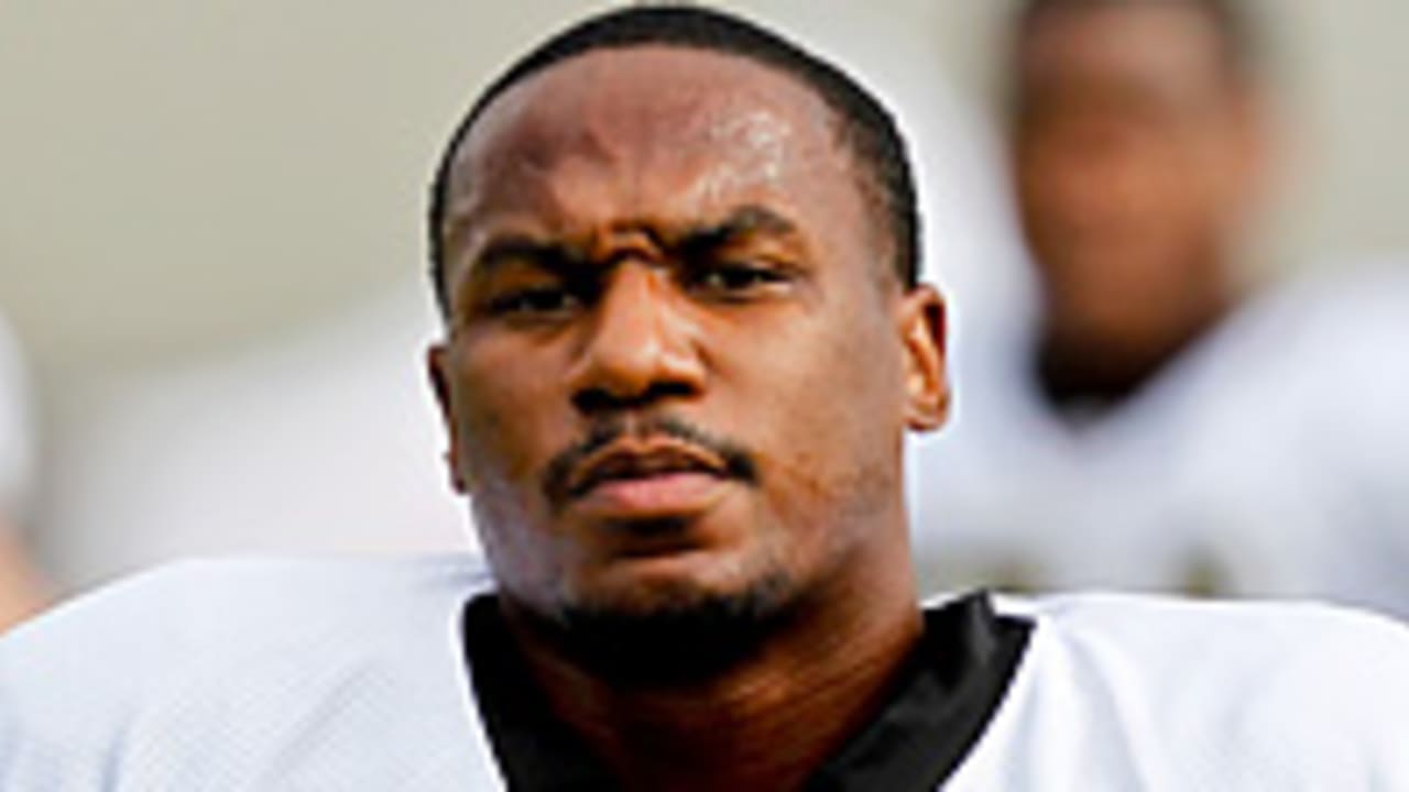 Darren-Sproles-121102-Spot.jpg