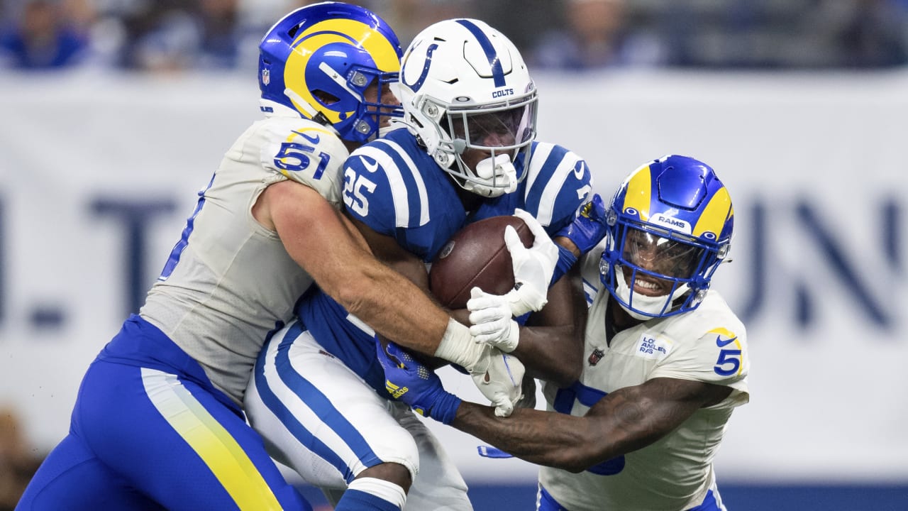 49ers place Elijah Mitchell on the IR; sign RB Marlon Mack to the