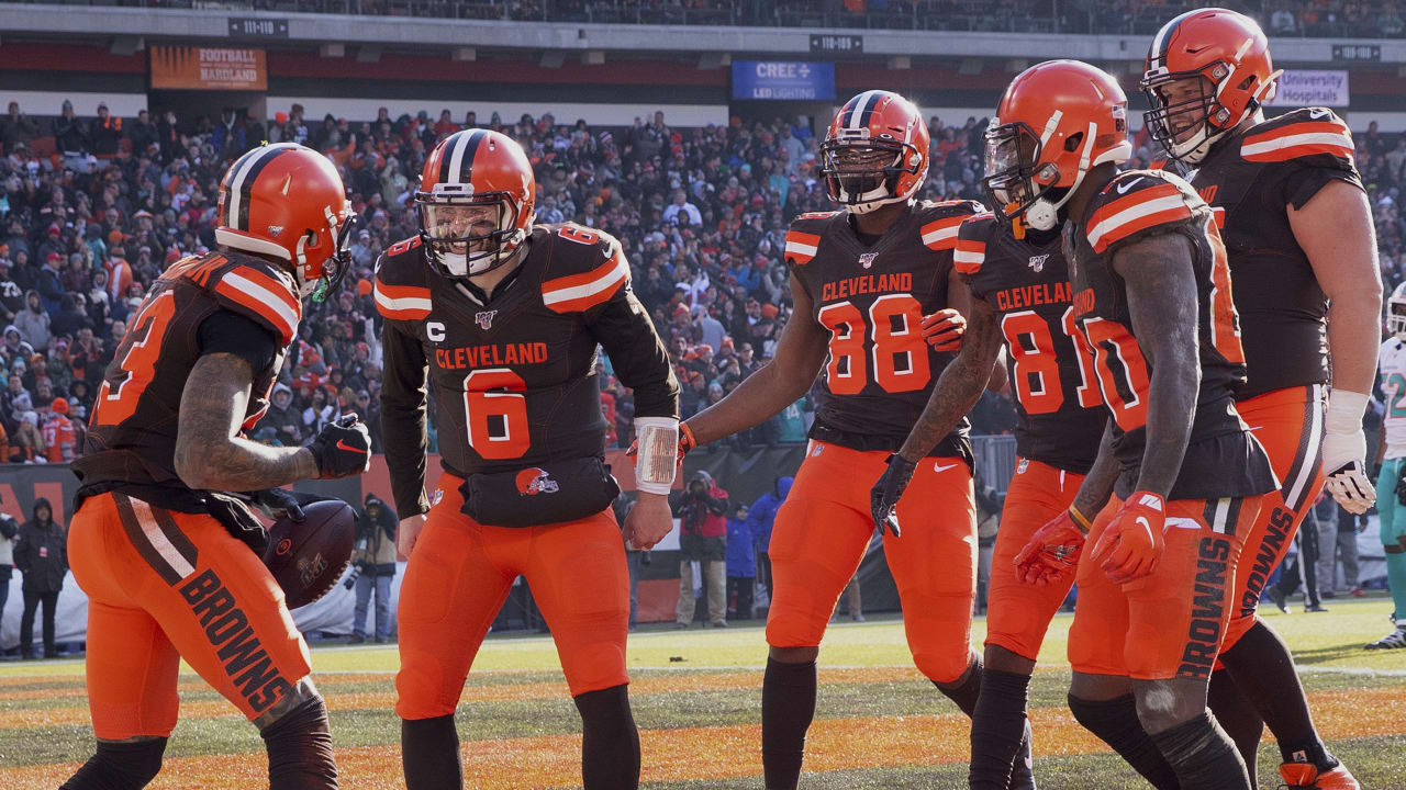 Photos: Week 12 - Browns vs. Dolphins Game Action