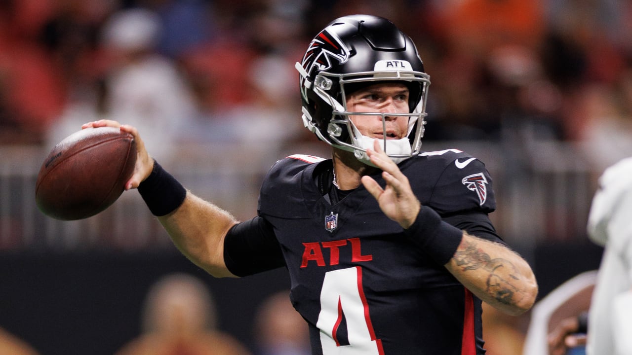 Taylor Heinicke speaks to the media after signing with the Falcons