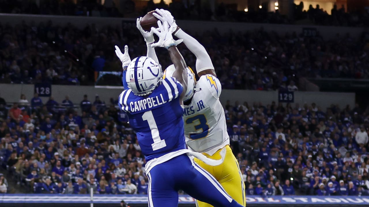 December 26, 2022: Indianapolis Colts quarterback Nick Foles (9) passes the  ball during NFL game against the Los Angeles Chargers in Indianapolis,  Indiana. John Mersits/CSM/Sipa USA.(Credit Image: © John Mersits/Cal Sport  Media/Sipa