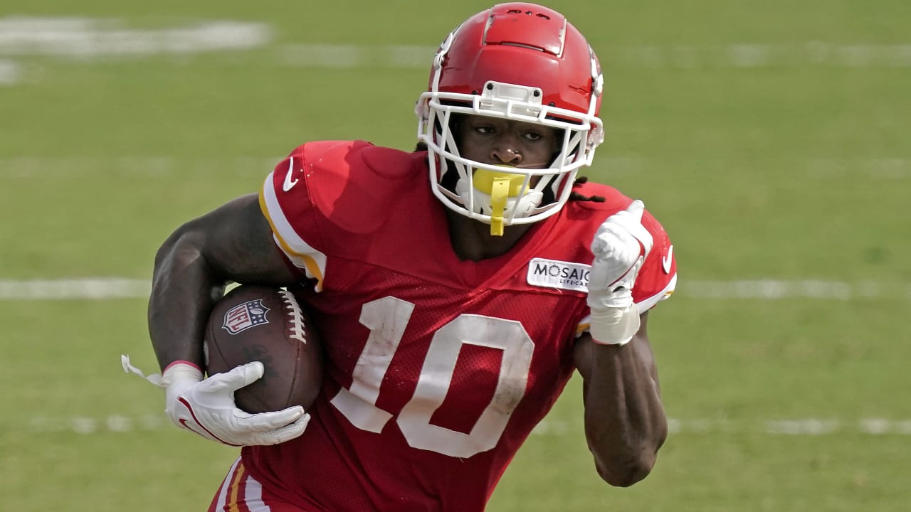 Chiefs Rookie Minicamp: Running back Isiah Pacheco carries a chip