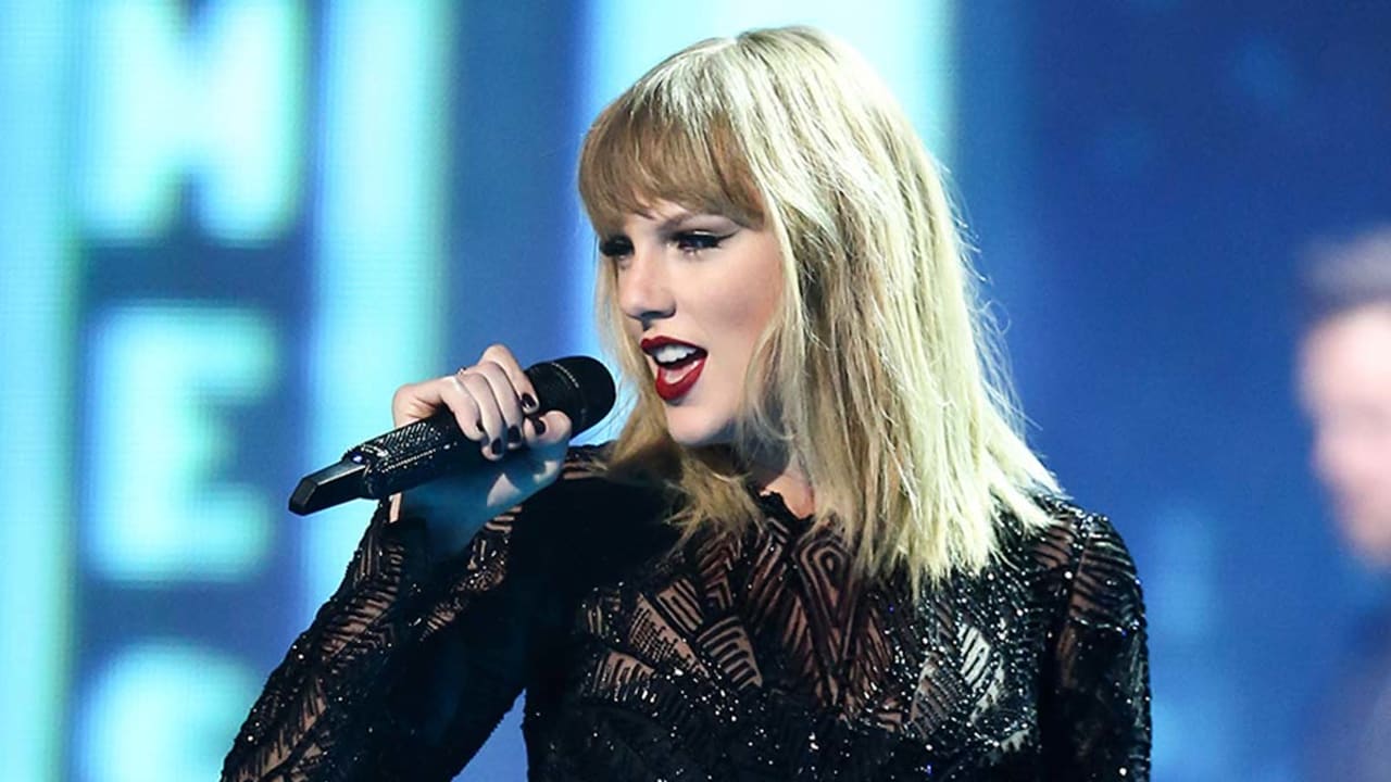 Taylor Swift and the Super Bowl are meant to be