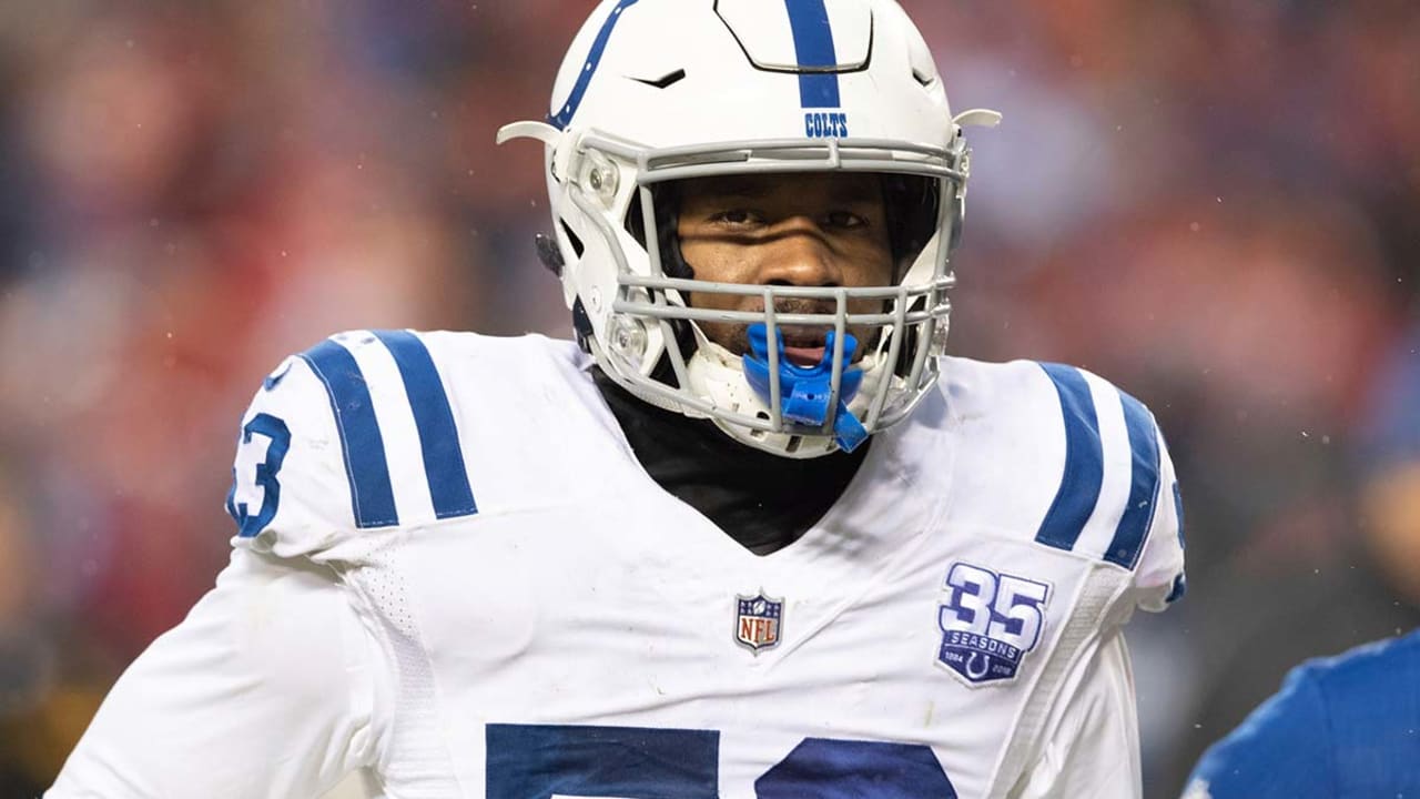 Report: Colts' All-Pro LB Darius Leonard Undergoes Surgery, To