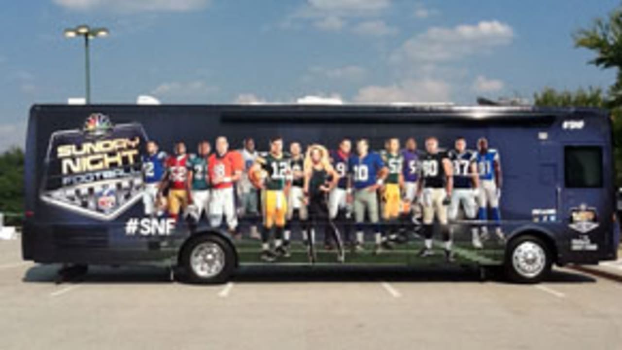 'Sunday Night Football' bus visits Indianapolis youth football league