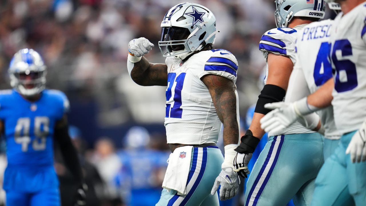 Dallas Cowboys running back Ezekiel Elliott Ezekiel Elliott barrels across goal line for second TD