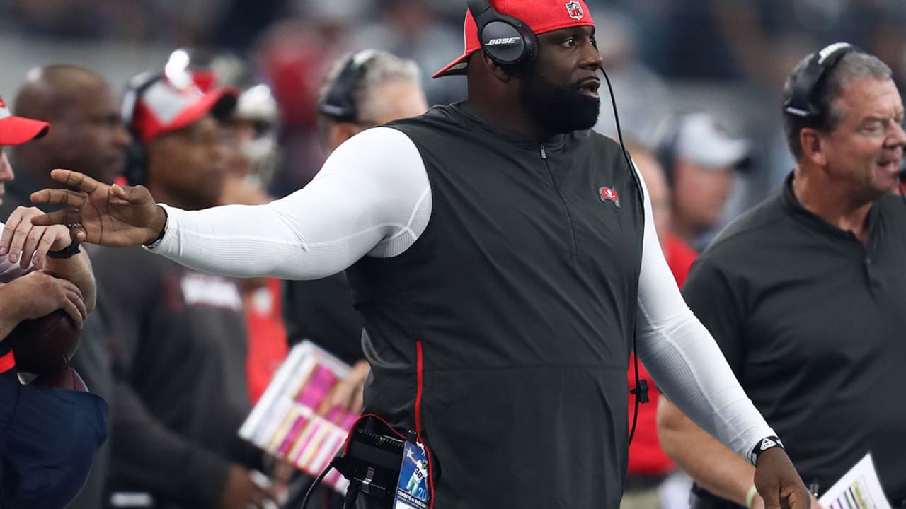 Report: Jaguars hiring Cardinals' Brentson Buckner as next DL coach