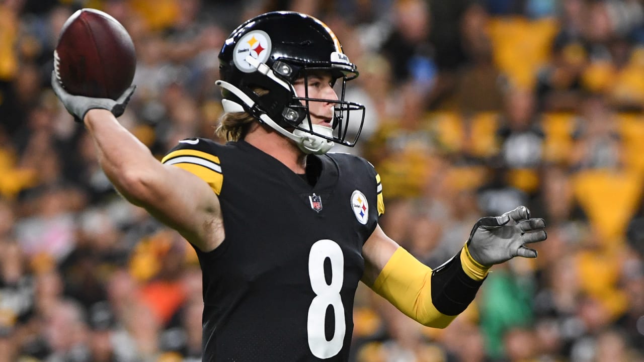 Pittsburgh Steelers rookie quarterback Kenny Pickett's first preseason