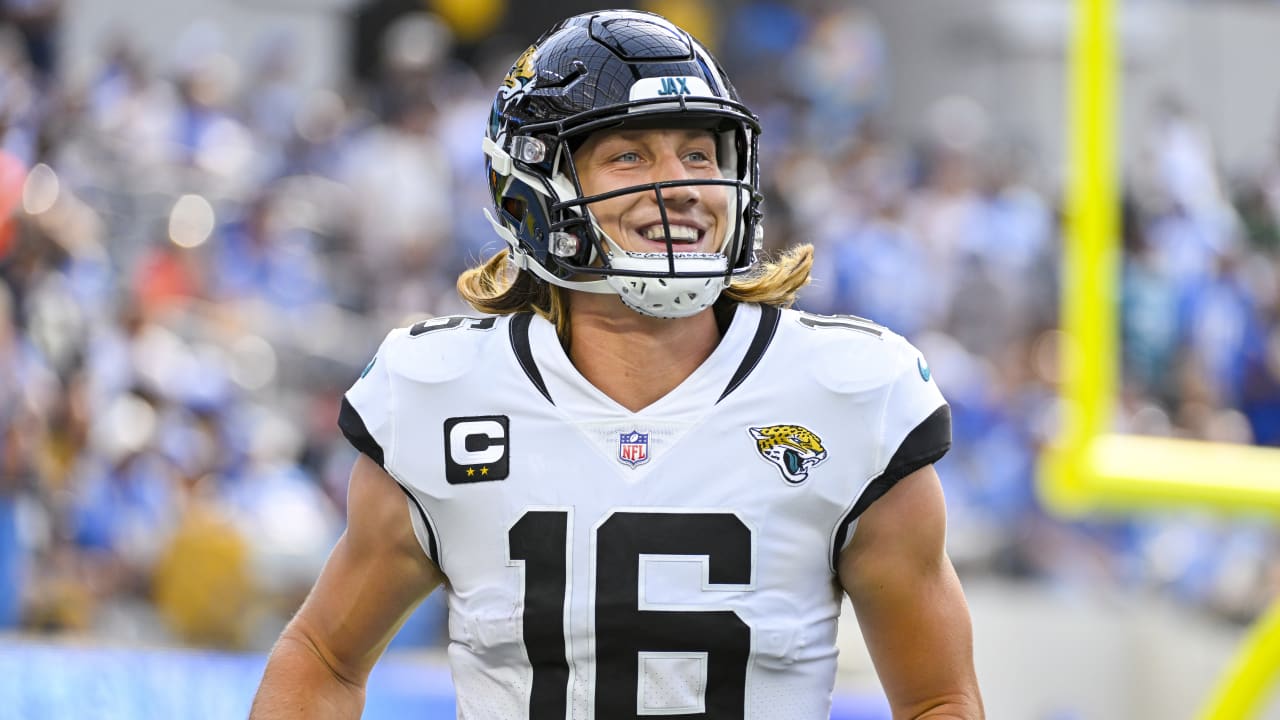 Surprise, surprise: Jaguars make Trevor Lawrence starting QB