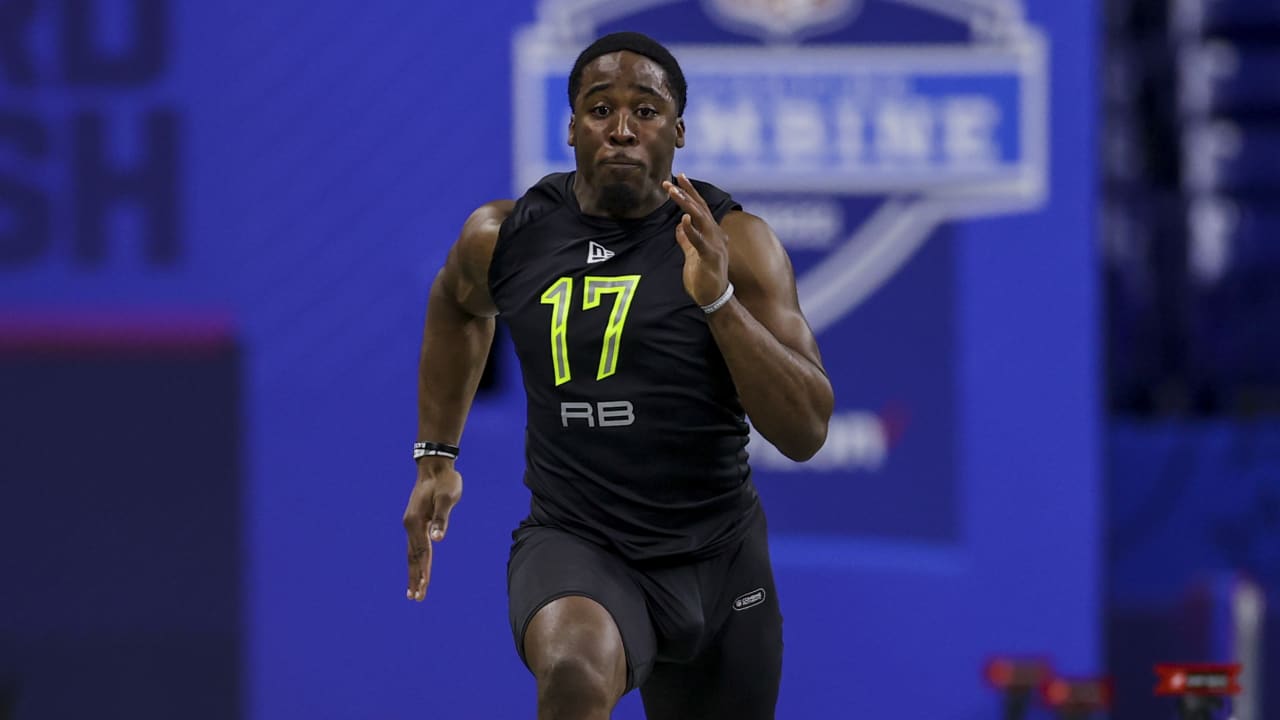 Danny Gray #WO12 of SMU runs the 40 yard dash during the NFL