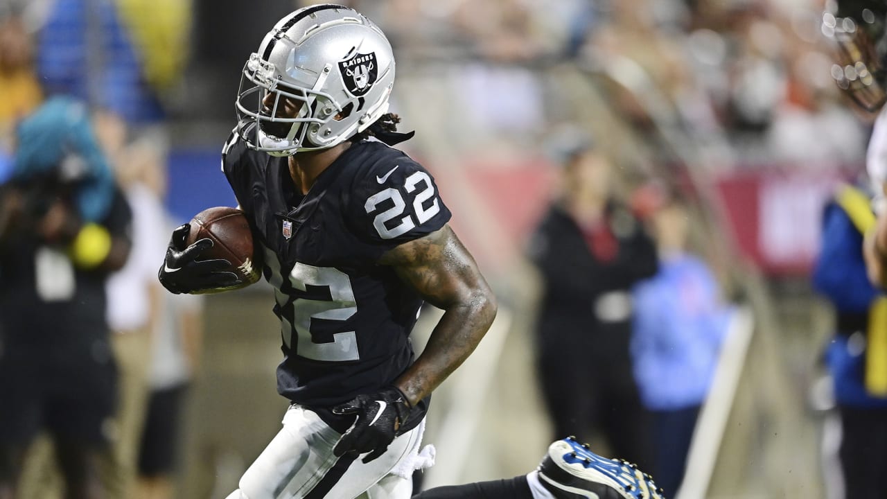 Las Vegas Raiders running back Ameer Abdullah caps his 8yard rushing