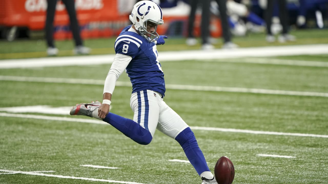 Colts news: Rigoberto Sanchez punted vs. Titans despite cancer diagnosis