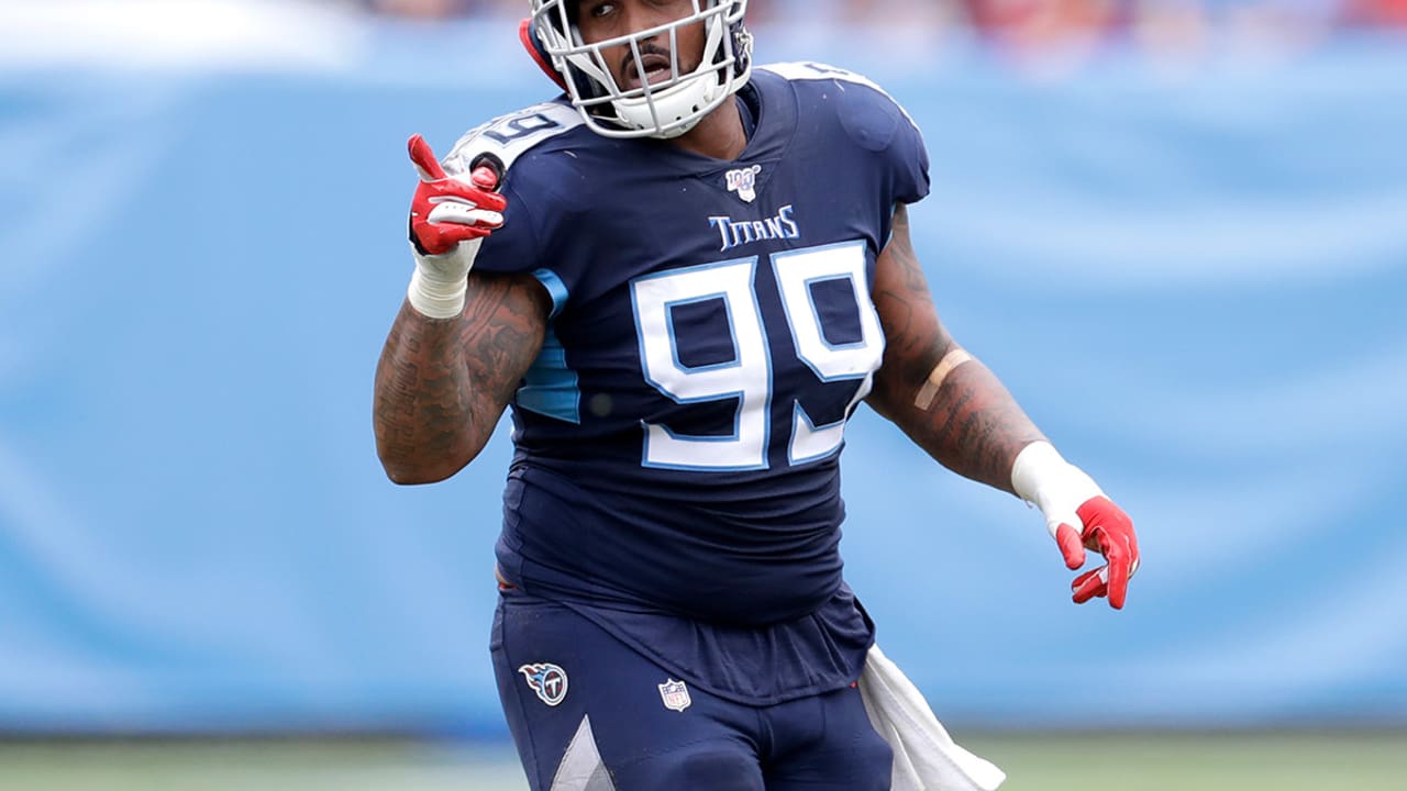 Tennessee Titans defensive end Jurrell Casey (99) looks back