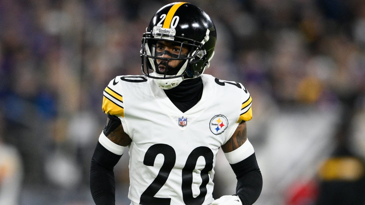 Detroit Lions signing CB Cameron Sutton to three-year, $33 million contract