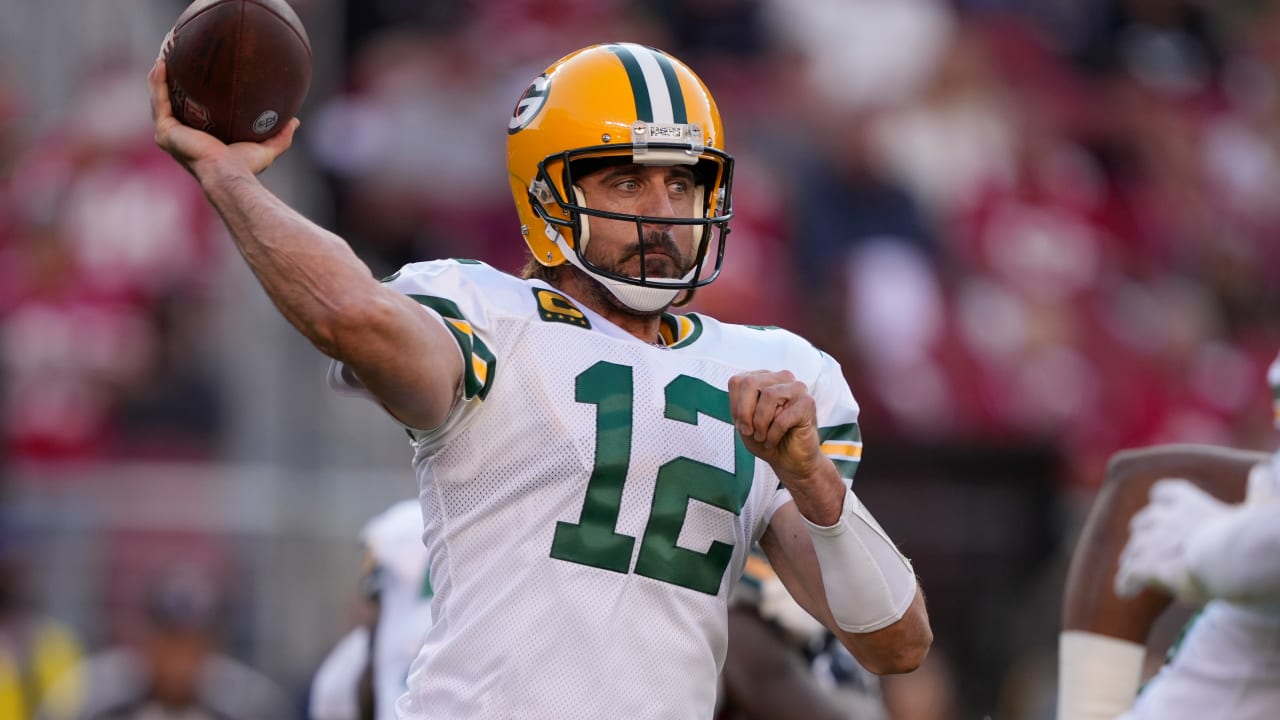 Green Bay Packers Quarterback Aaron Rodgers Begins His Team's Last-hope ...