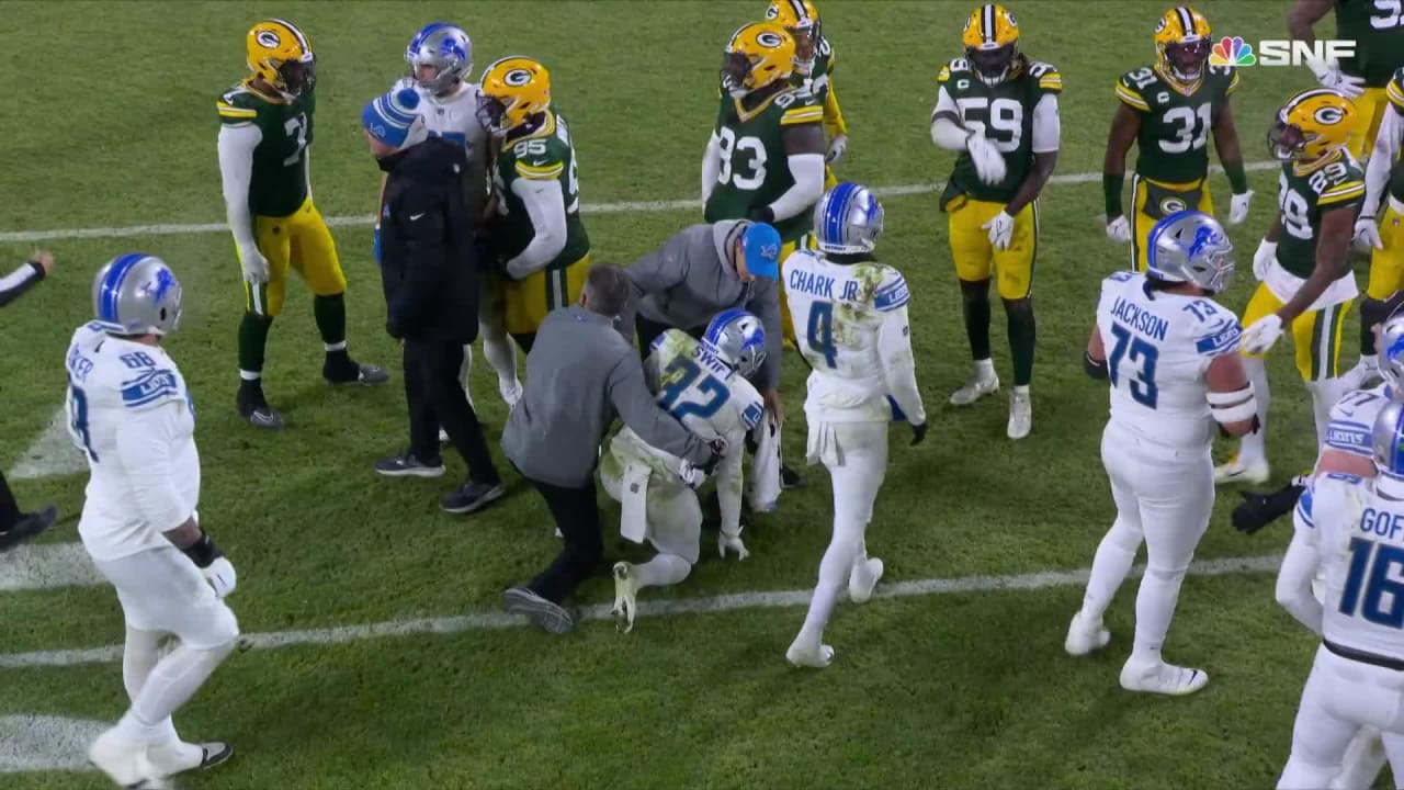 Packers LB Quay Walker ejected after shoving inactive Bills player