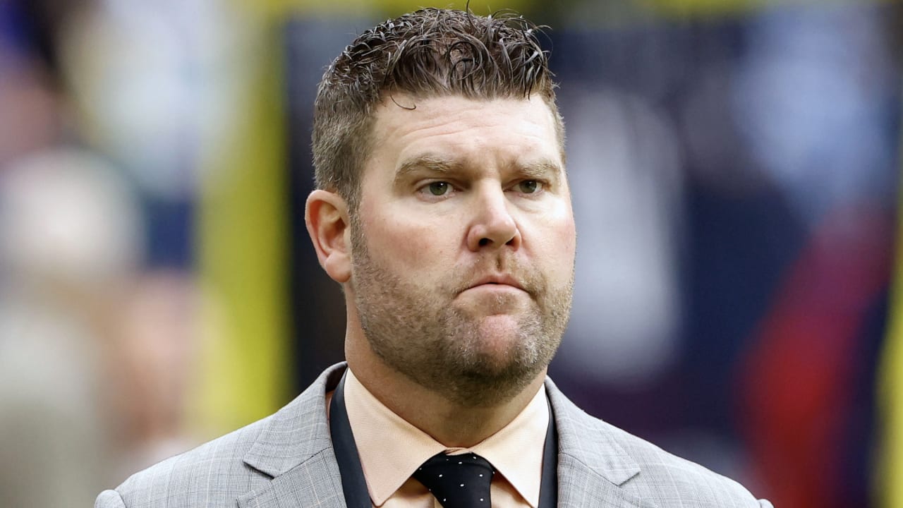 Titans fire general manager Jon Robinson after seven seasons