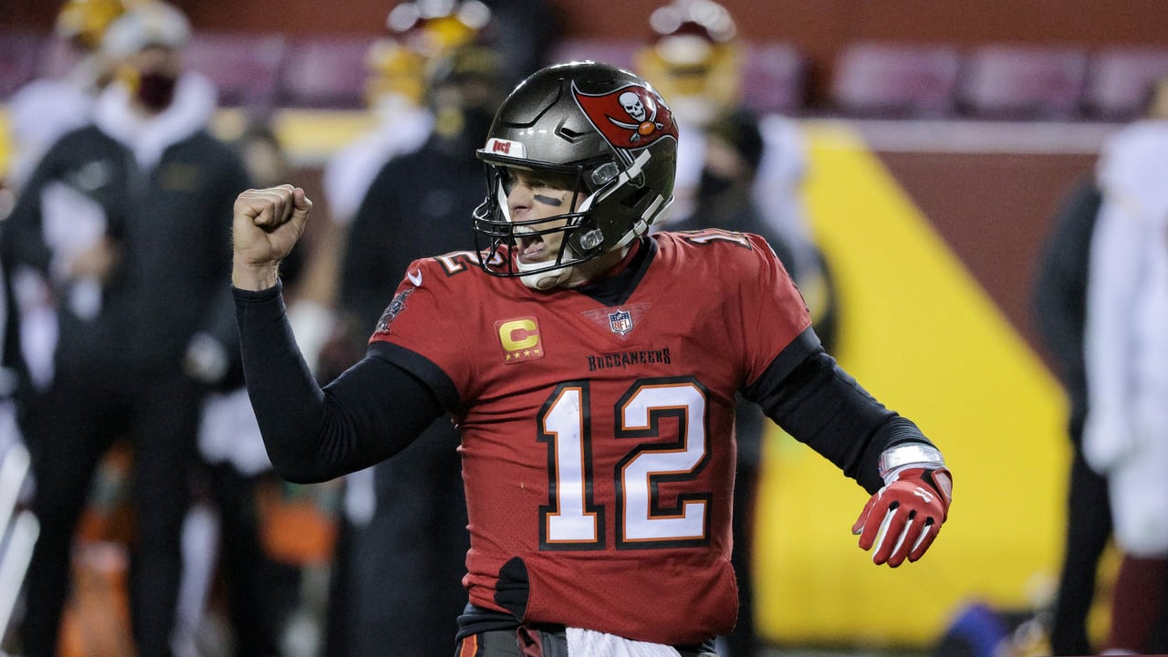 Tom Brady and Tampa Bay Buccaneers make NFL playoffs as New York