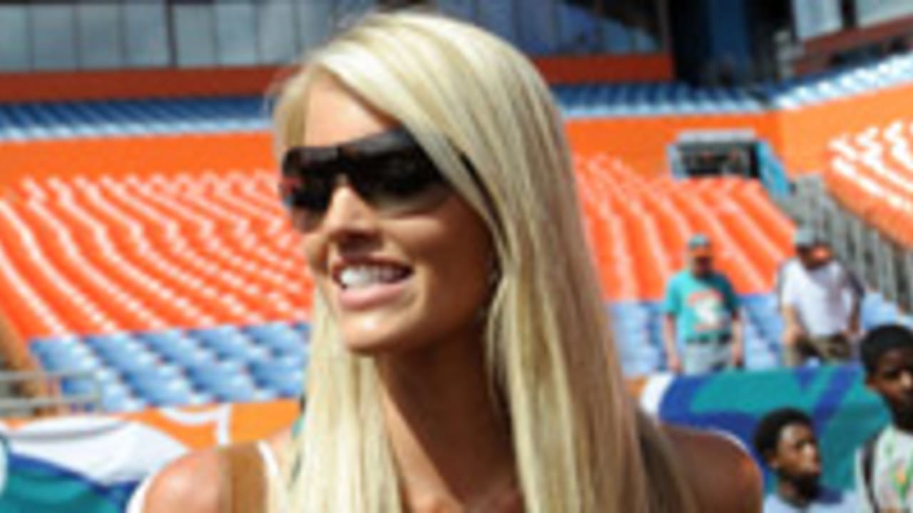 Miami Dolphins' Ryan Tannehill credits wife Lauren with getting him through  toughest times