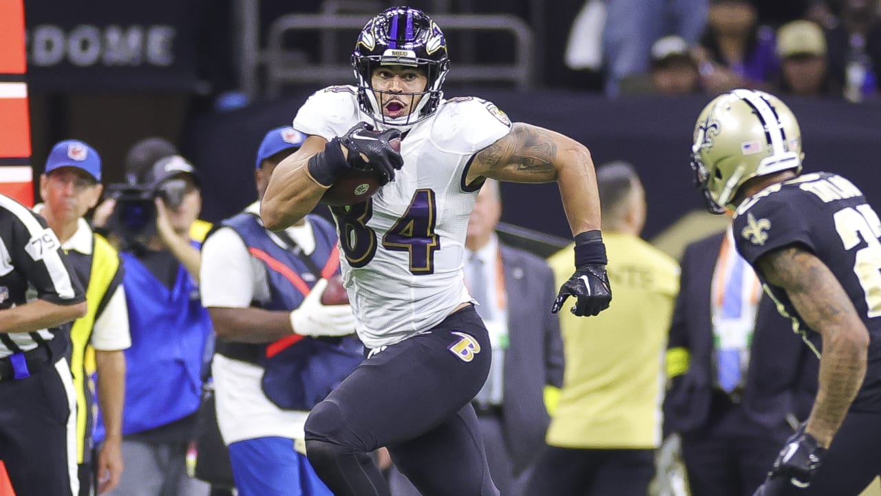 CHICAGO, IL - NOVEMBER 21: Baltimore Ravens tight end Josh Oliver (84)  looks on during a game