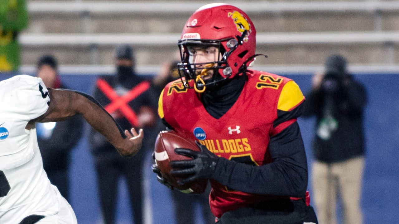 Former Ferris State QB Jared Bernhardt, a one-time lacrosse star, makes  Falcons' roster 