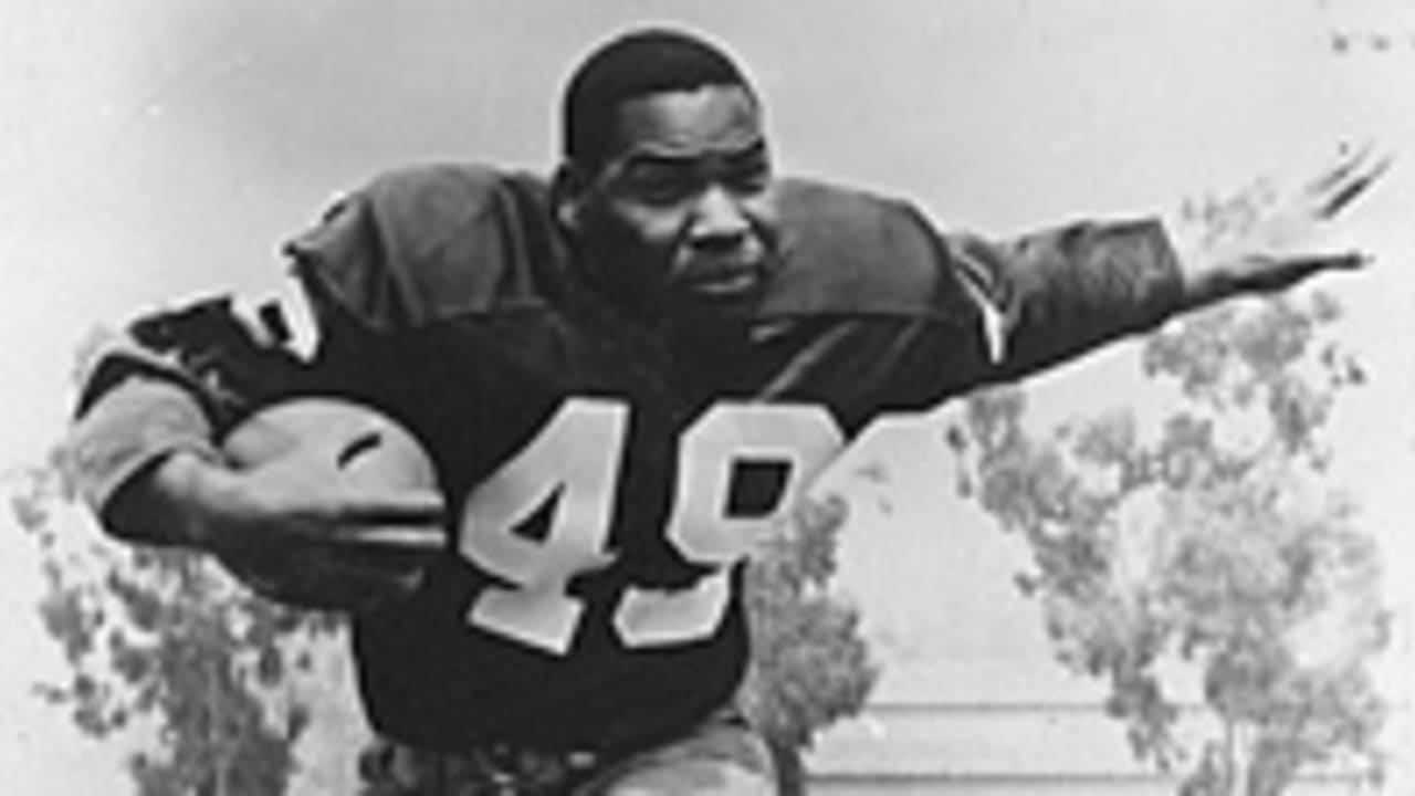 Bobby Mitchell, first black player for the Washington Redskins