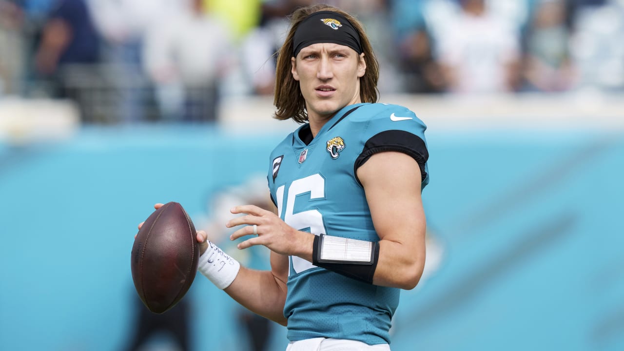 Jaguars QB Trevor Lawrence expects 2022 to be different because of 'better  leadership'