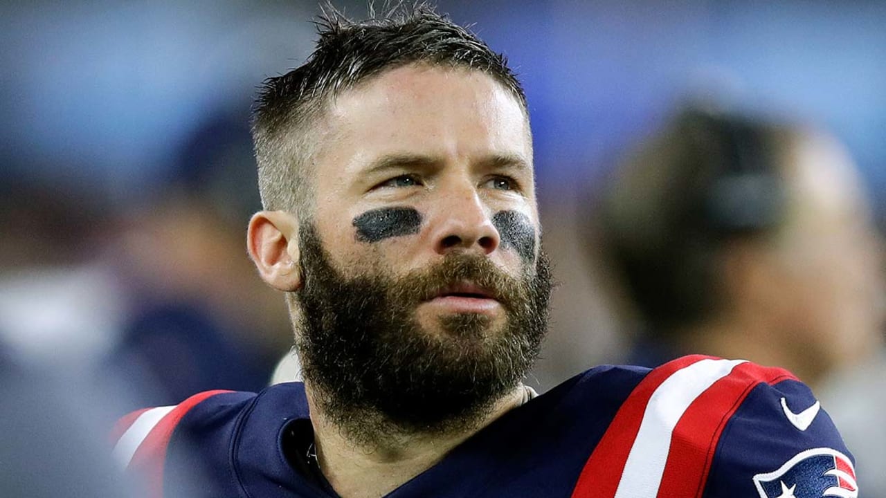 Patriots face difficult decision with Julian Edelman's chronic knee troubles