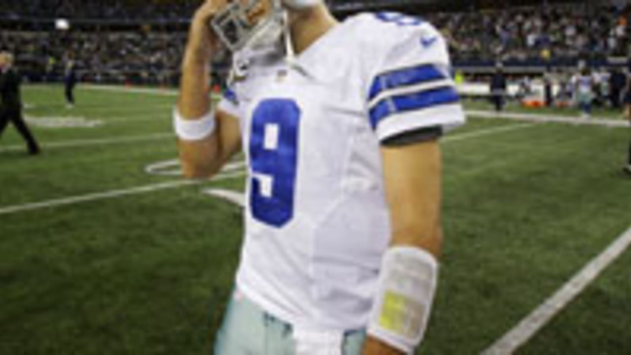 Dallas Cowboys quarterback Tony Romo throws five interceptions in loss to  Chicago Bears