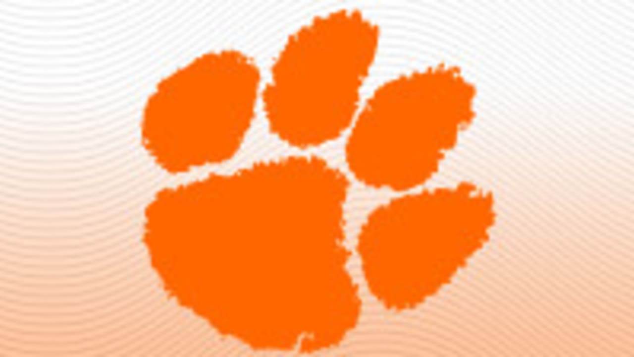 Deshaun Watson Salutes Clemson Football History, Steve Fuller With