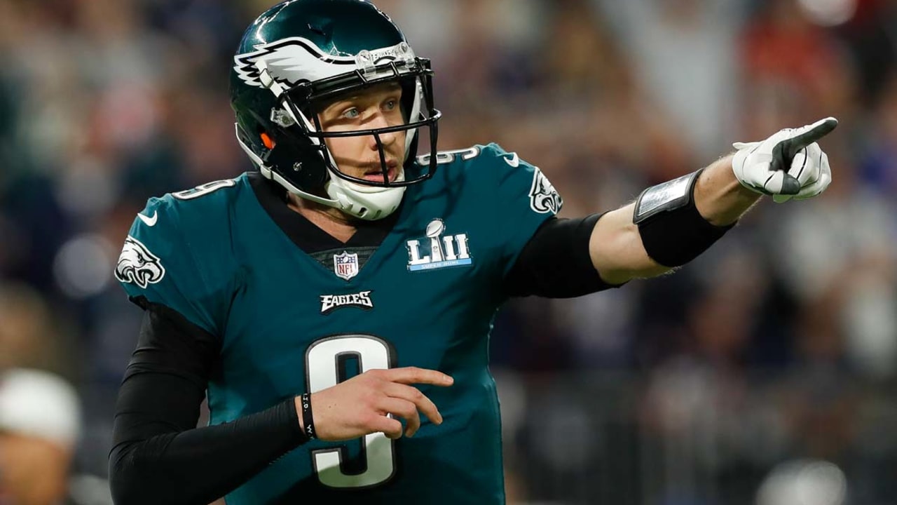 Eagles QB Nick Foles led all players in 1Q apparel sold