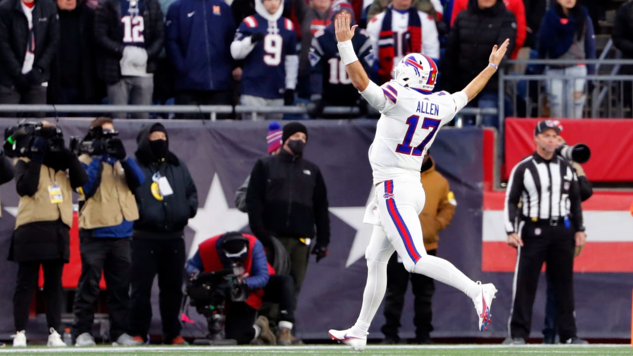 Buffalo Bills Quarterback Josh Allen's Best Plays From 3-TD Game | Week 16