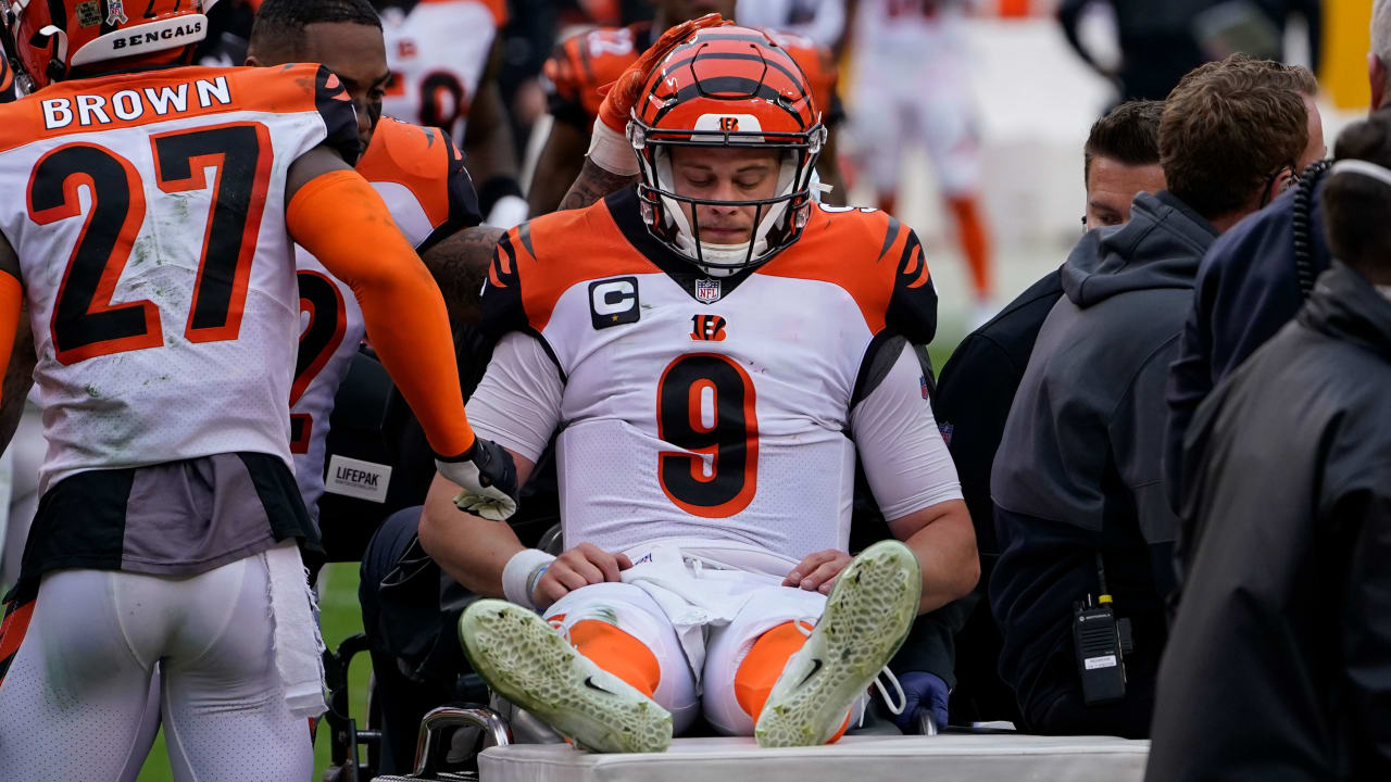 Bengals QB Joe Burrow carted off with knee injury, has initial ...