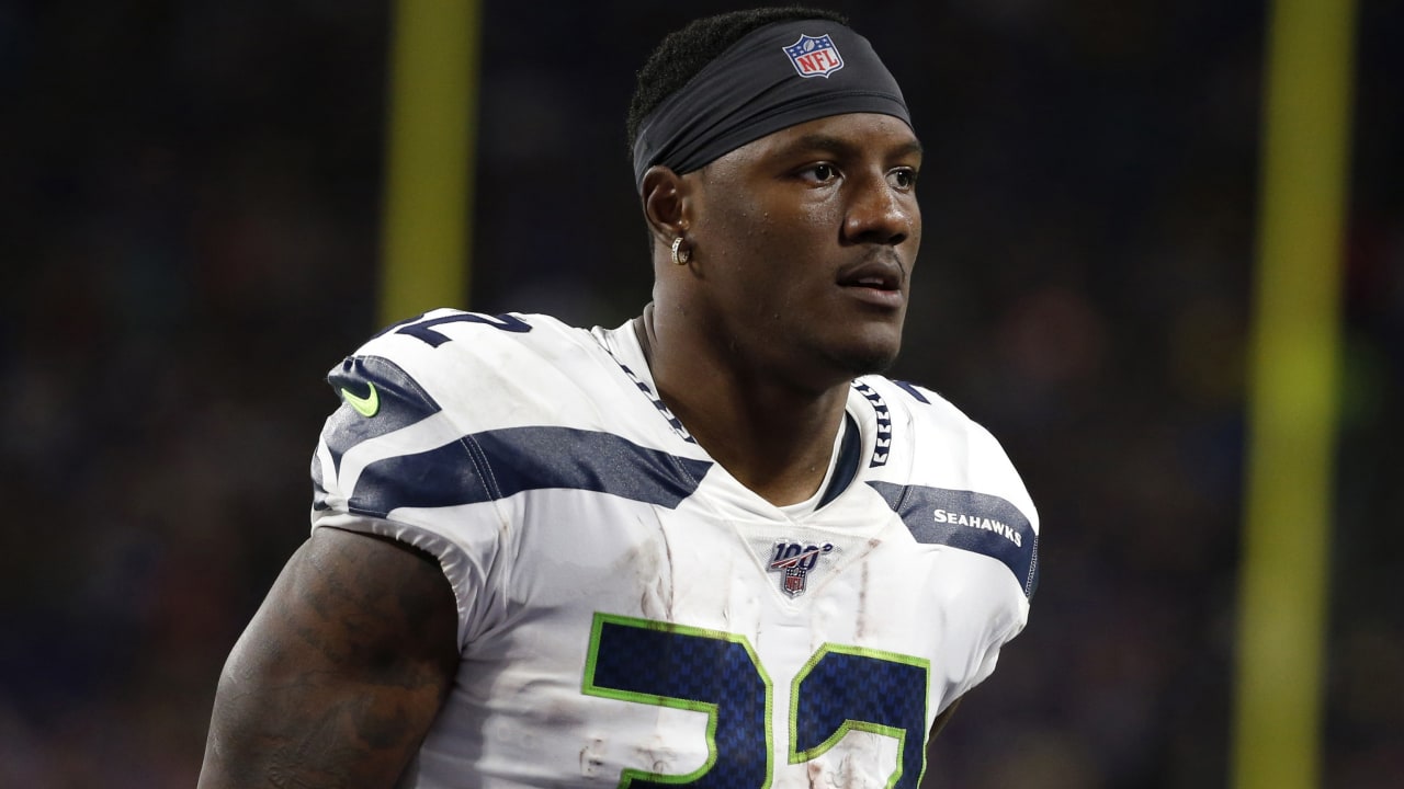 Report: Seahawks RB Chris Carson retiring due to neck injury