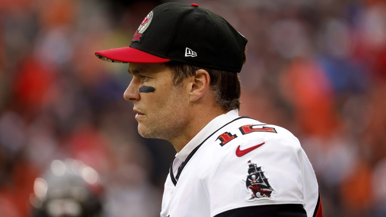 Bucs QB Tom Brady with six games left in the season: 'Hopefully our best is  ahead of us'