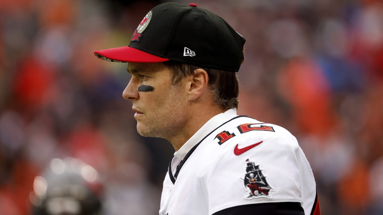 Bucs QB Tom Brady with six games left in the season: 'Hopefully our best is  ahead of us