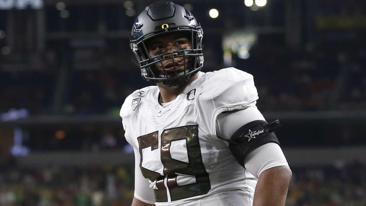 Detroit Lions select Oregon OL Penei Sewell with No. 7 pick in