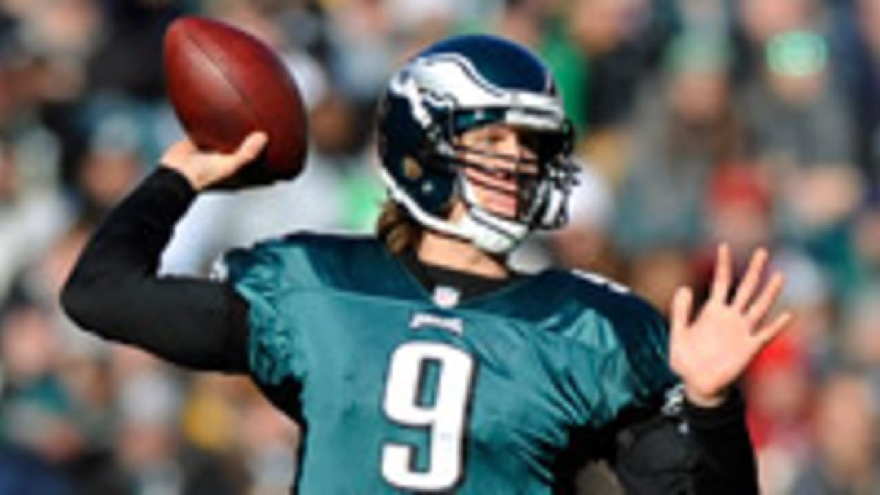 nick-foles-130223-spot.jpg