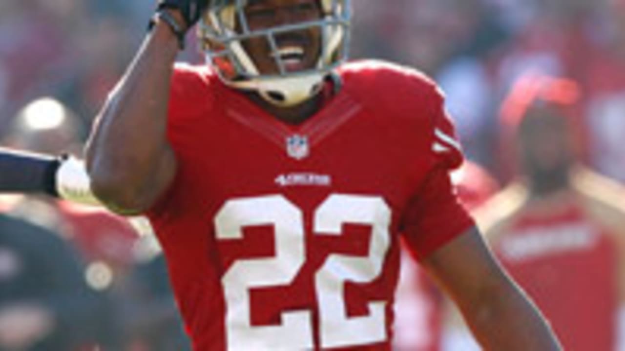 Carlos Rogers Returns to 49ers