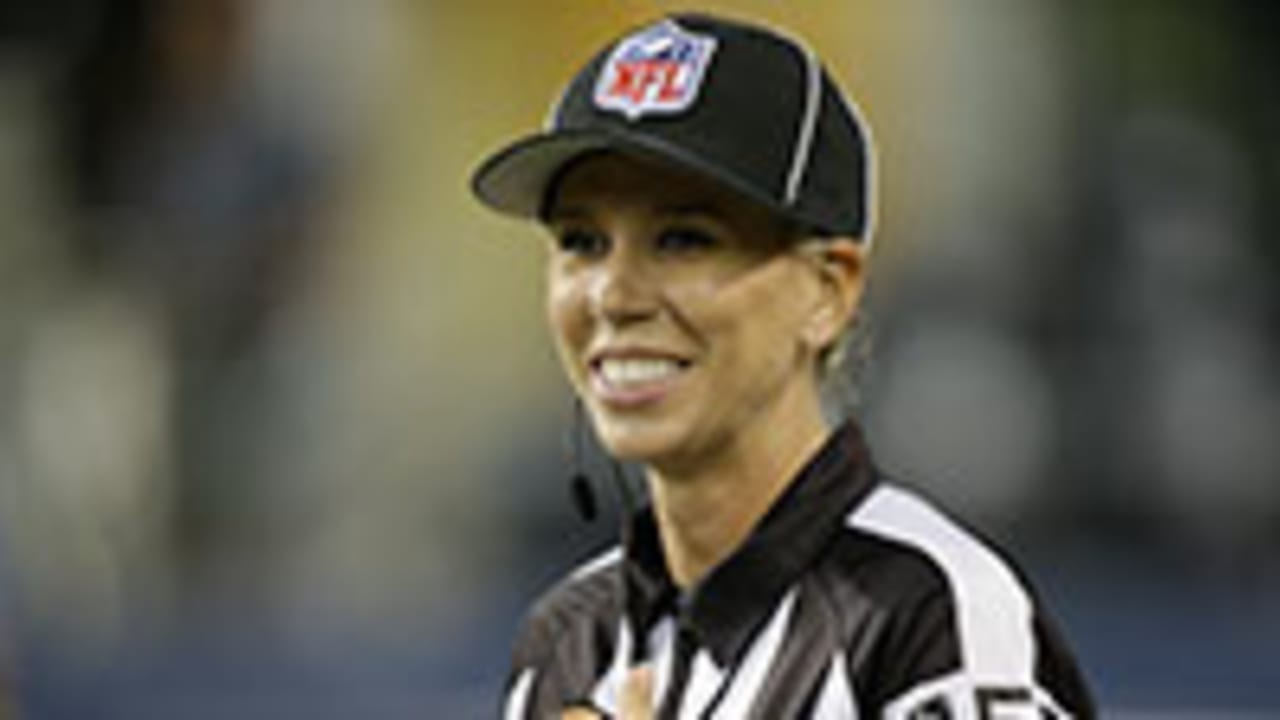 Sarah Thomas blazes trail as NFL's first full-time female official