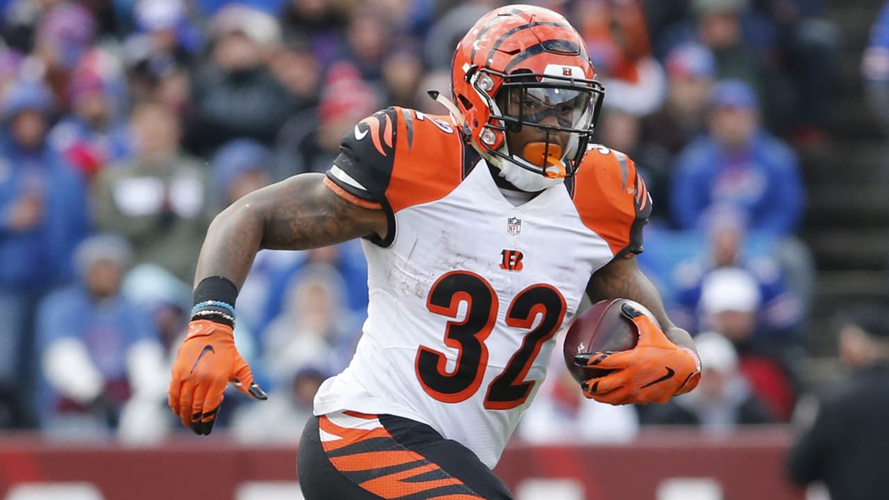 Bengals OC on Hill: He still doesn't play like I want yet