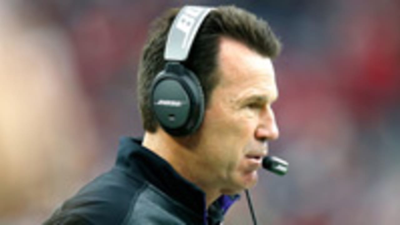 Gary Kubiak-150115-Spot.jpg