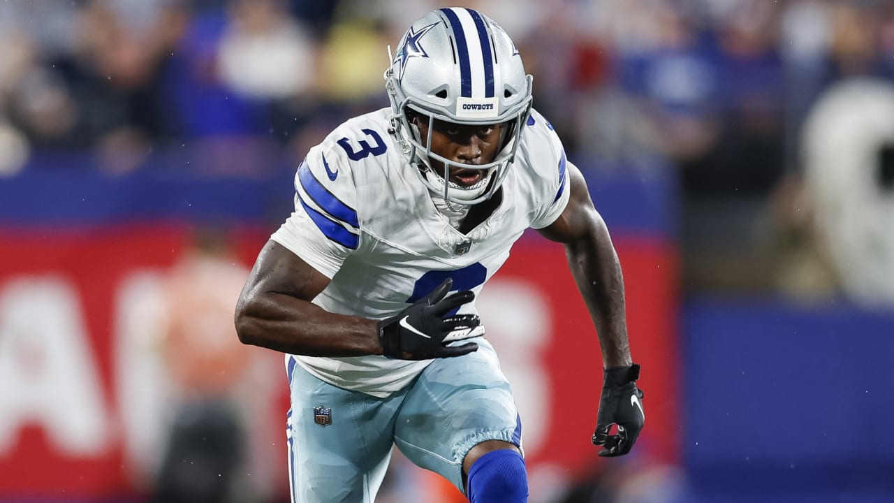 Dallas Cowboys wide receiver Brandin Cooks' first catch as a Cowboy moves  the chains on fourth down