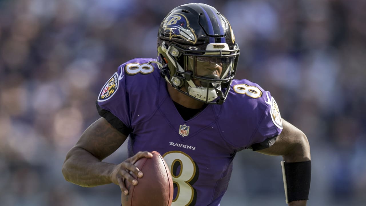 Unflappable' Baltimore Ravens rookie Lamar Jackson steps into brightest  spotlight yet 