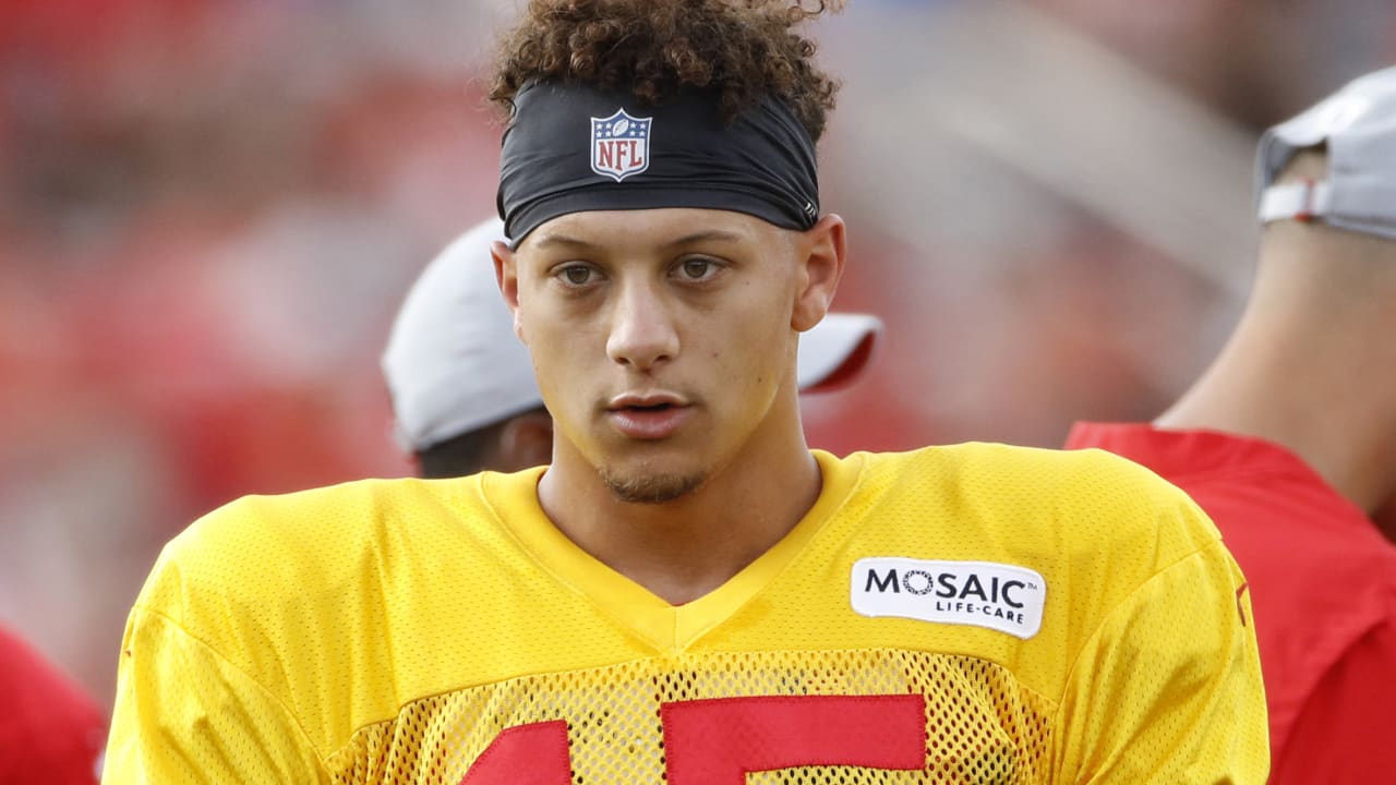 patrick-mahomes-080218