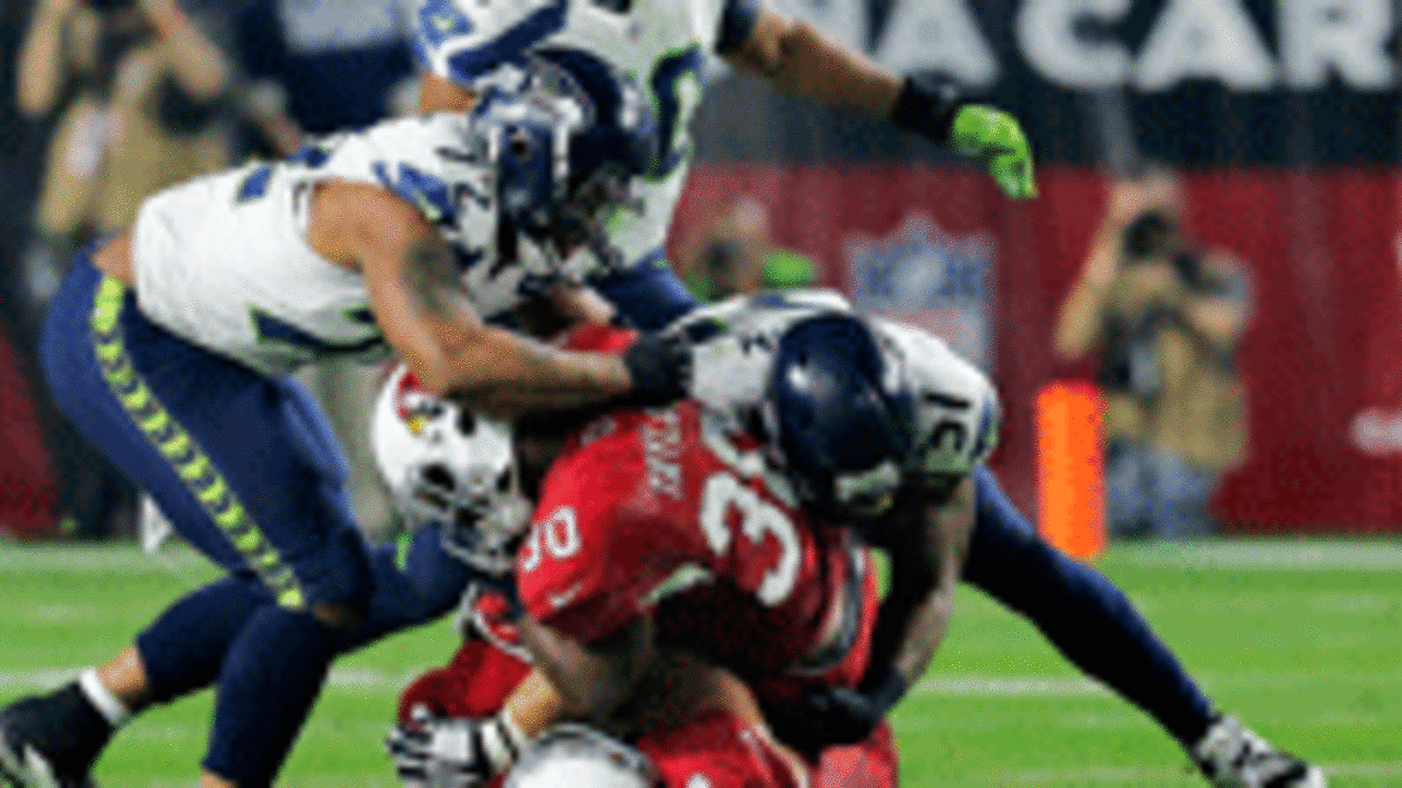 seahawks-defense-spot_141222.jpg